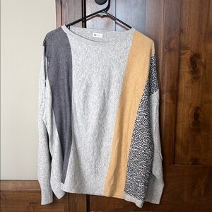Zyia zanzibarColorblock Sweater